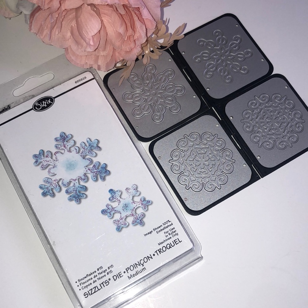 Sizzix Snowflake #2 SIZZIX Ornament Swirly Die SIZZIX Snowflakes #15 new